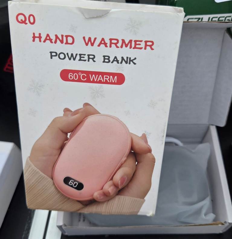 Q0 Hand Warmer & Power Bank – Pink, New