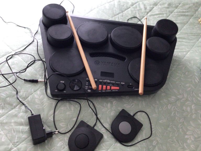 image for Yamaha electric drum set 