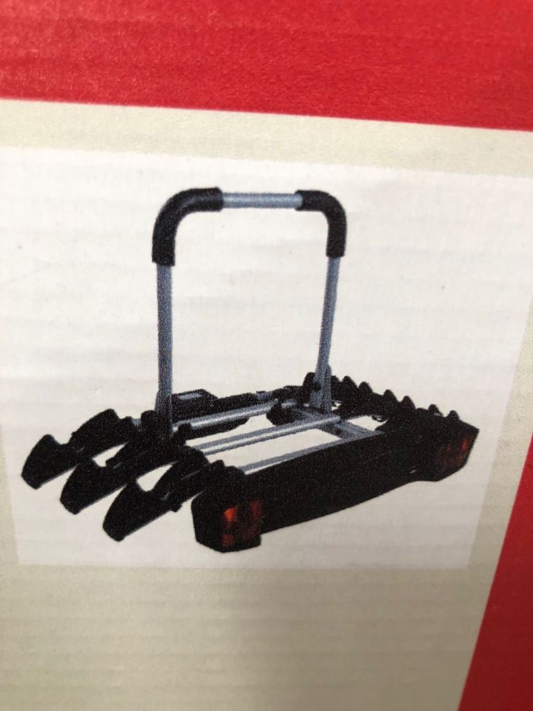 Bike carrier on tow bar like new 