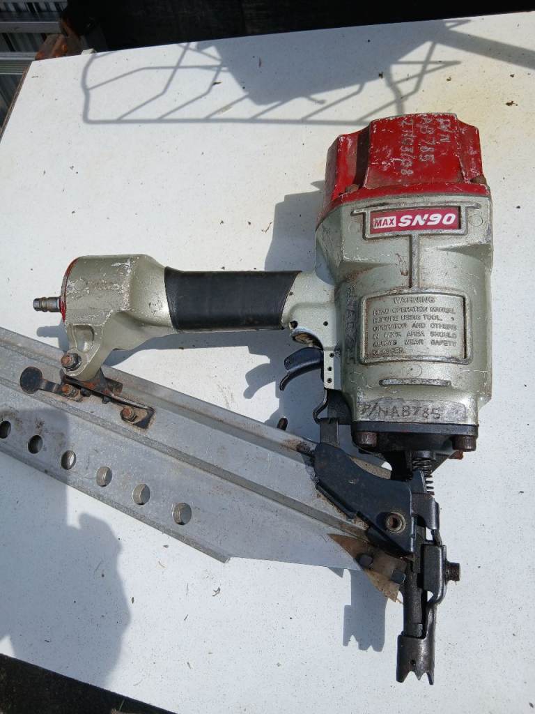 Air Nail gun 