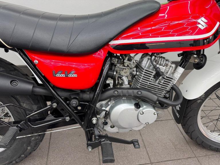SUZUKI VAN VAN 125 RV 125 RED 2014, 14 REG JUST 7,096 MILES, USED MOTORCYCLE
