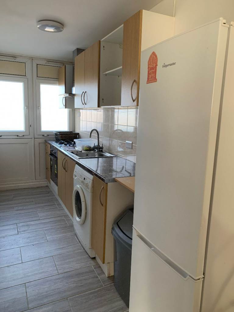 Fridge freezer