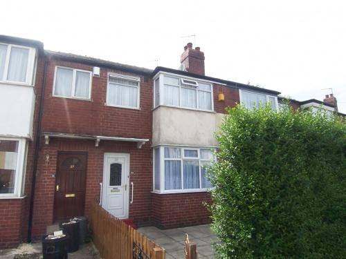 Fully furnished Family House in Burley 