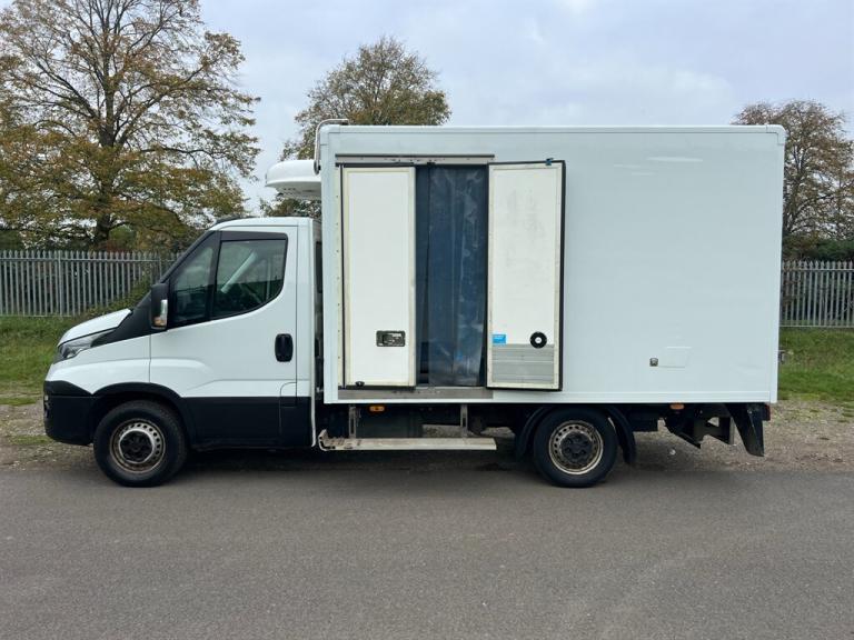 2019 Iveco Daily 35S14 FRIDGE/FREEZER VAN AUTOMATIC Temperature controlled Diesel Semi Automatic