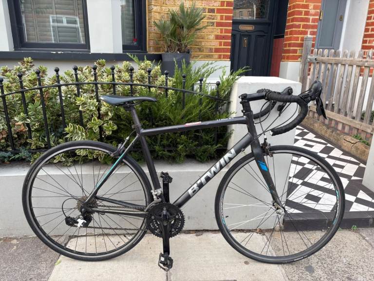 BTWIN Triban RC100 Road Bike – Black