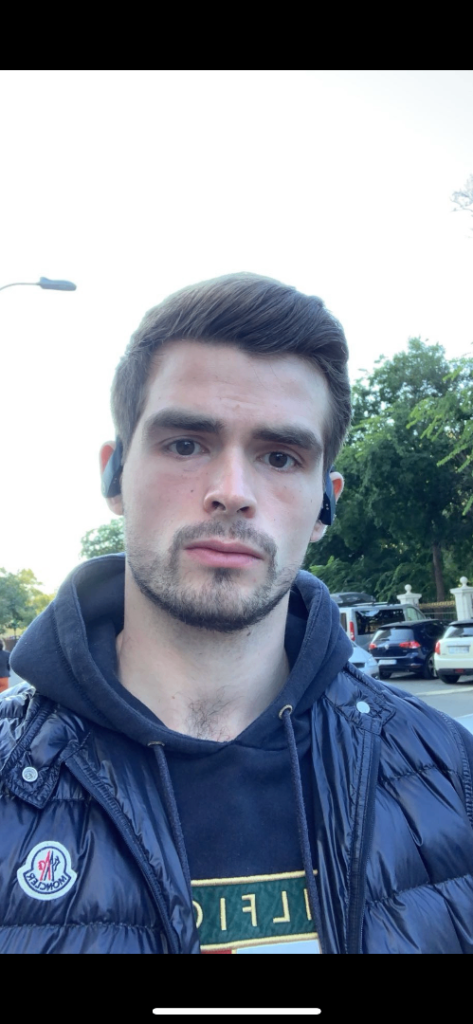 Max 2000£ | around Crouch End area | Quiet Norwegian | Secure Finances |  Flexible Term