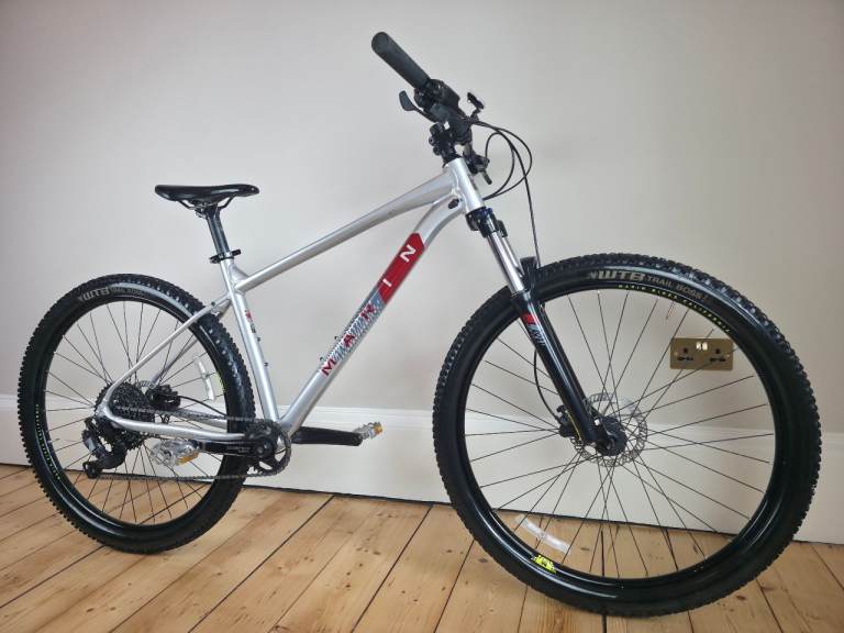 MARIN BOBCAT TRAIL 4 | MOUNTAIN BIKE | 29er | HYDRAULIC DISC BRAKES | EXCELLENT CONDITION 1