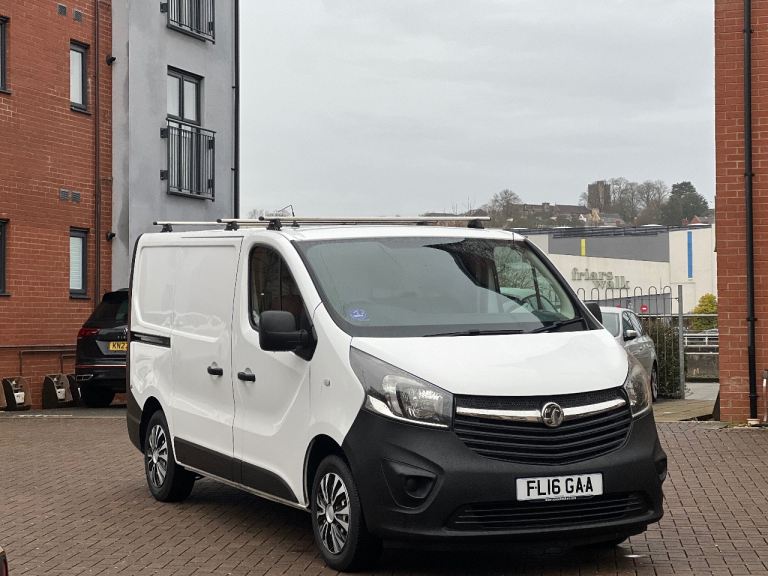 Vauxhall, VIVARO, Panel Van, Only done 84K 2016, Manual, 1598 (cc)