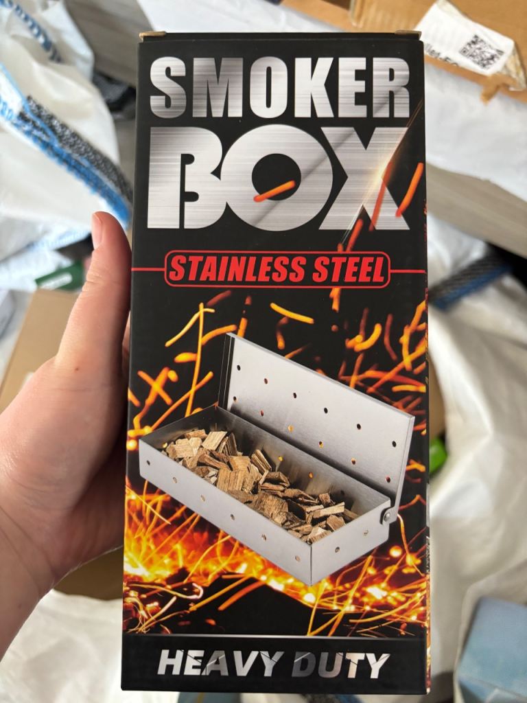 Stainless Steel Smoker Box for Gas & Charcoal Grills – New