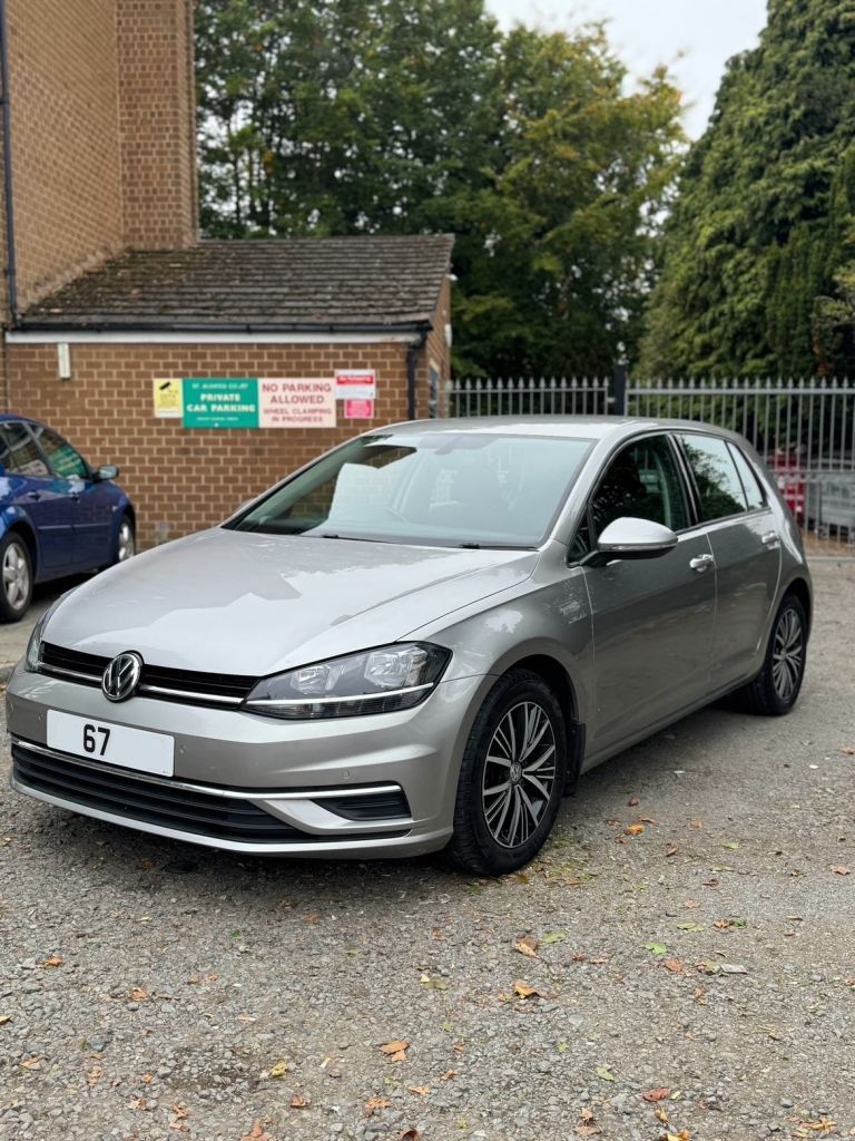 Volkswagen, GOLF, Hatchback, 2017, Manual, 1598 (cc), 5 doors