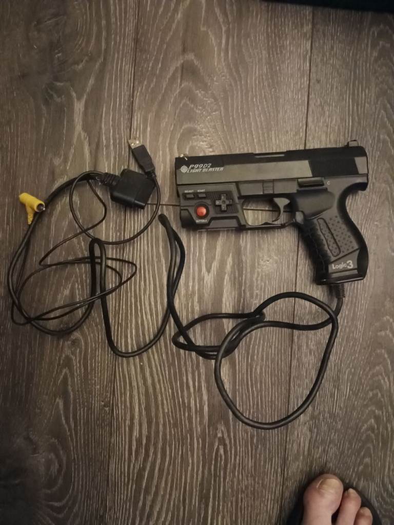 Logic3 P992 Light Blaster Gun Controller – Good Condition