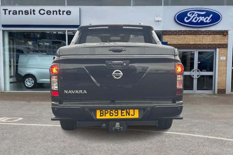 2019 Nissan Navara Double Cab Pick Up N-Guard 2.3dCi 190 TT 4WD Auto PICK UP DIESEL Automatic