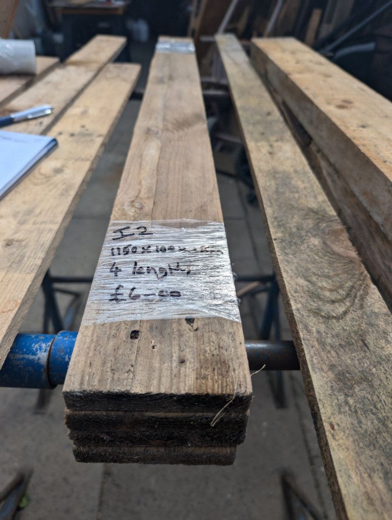 4 Lengths Reclaimed De-nailed Pallet Wood Timber 1150 x 100 x 18mm Ready to Use Delivery Available.