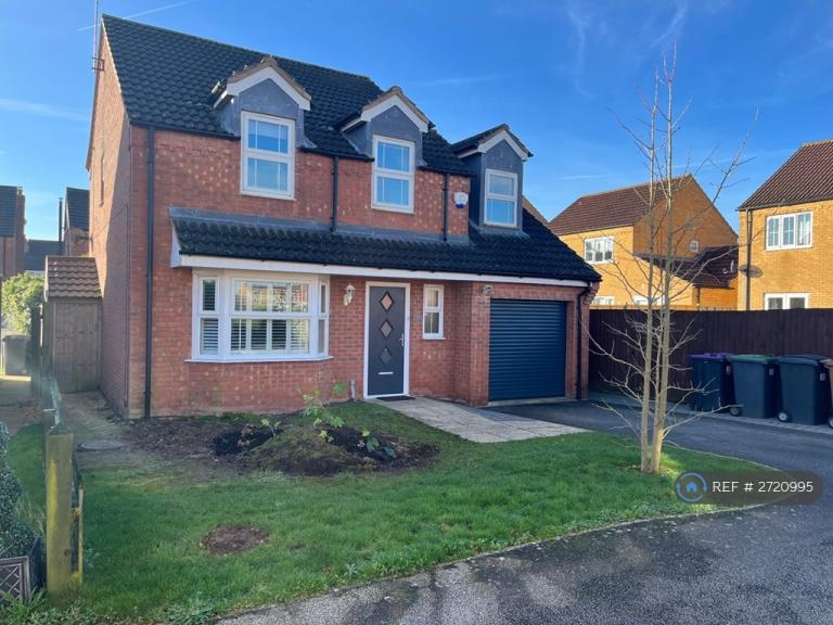4 bedroom house in Heath Rd, Navenby, LN5 (4 bed) (#2720995)