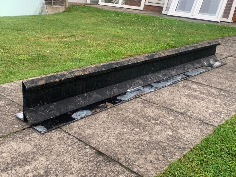 CAVITY STEEL LINTEL 210CM LONG 22CM DEEP 13CM HIGH Can Deliver
