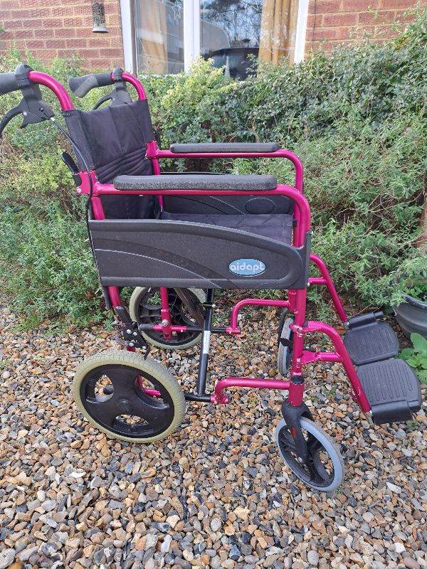 Adapt folding wheelchair