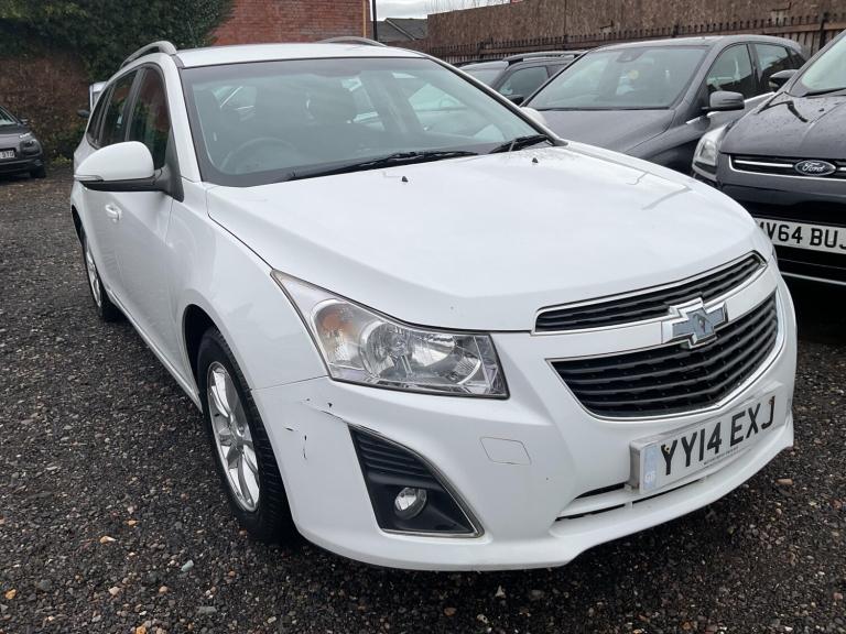 2014 Chevrolet Cruze 1.7 VCDi 110 LT 5dr HATCHBACK DIESEL Manual
