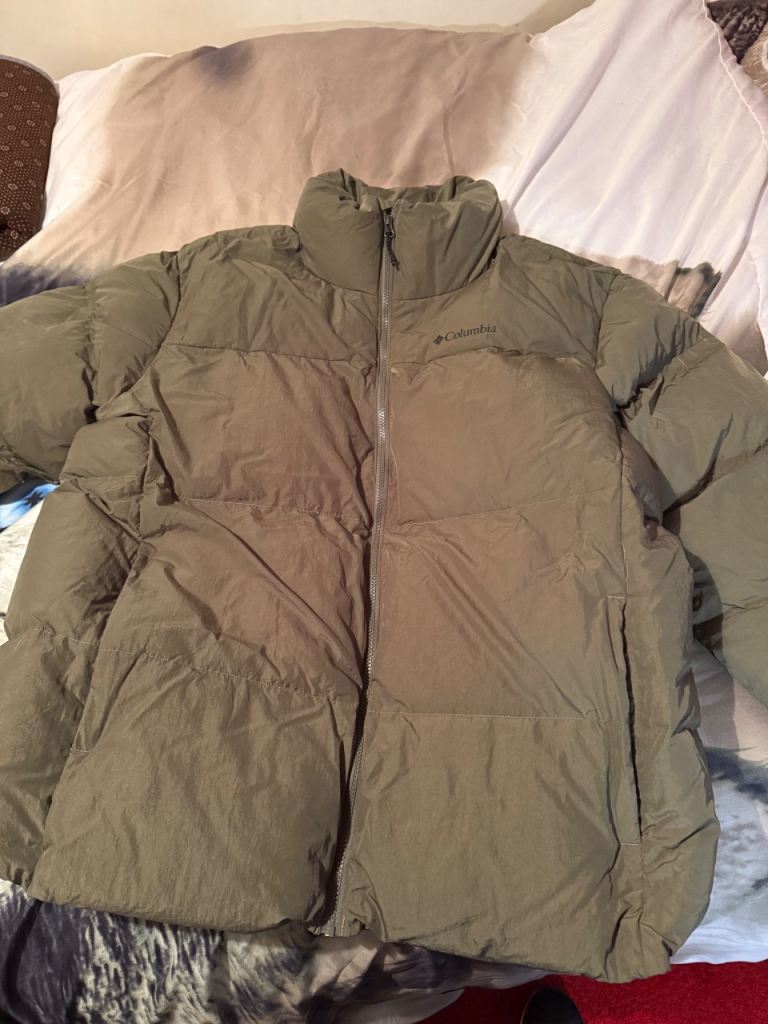 2 Columbia Crinkle Puffect Jackets 2XL