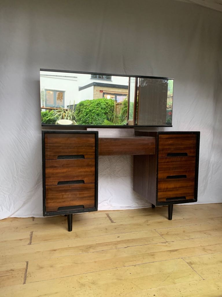 Vintage mid century Stag John & Sylvia Reid dressing table drawers