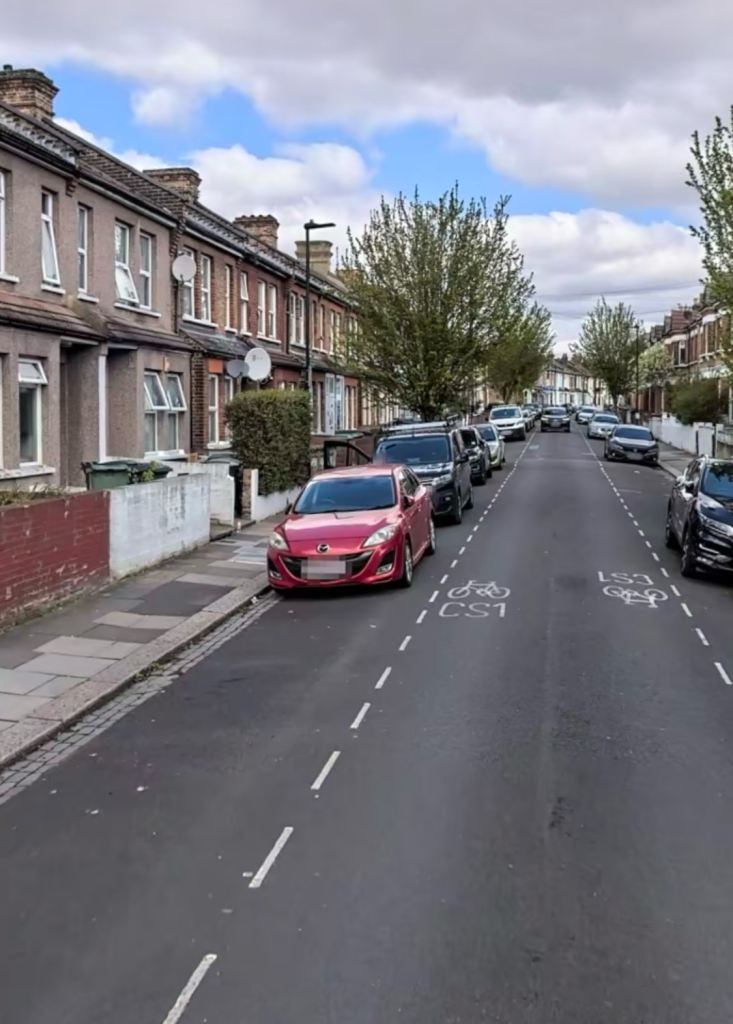 Rent Single Room - Address: Napier Road, London N17