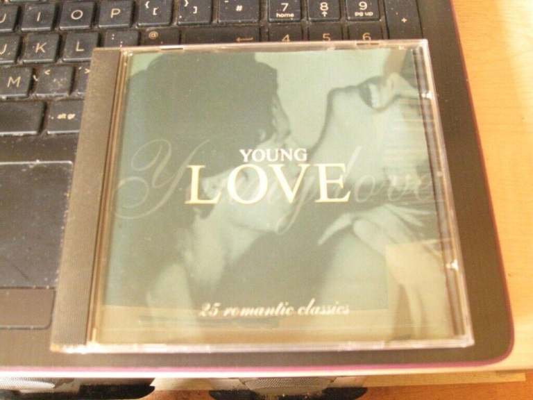 Young Love 25 Romantic Classics Cd