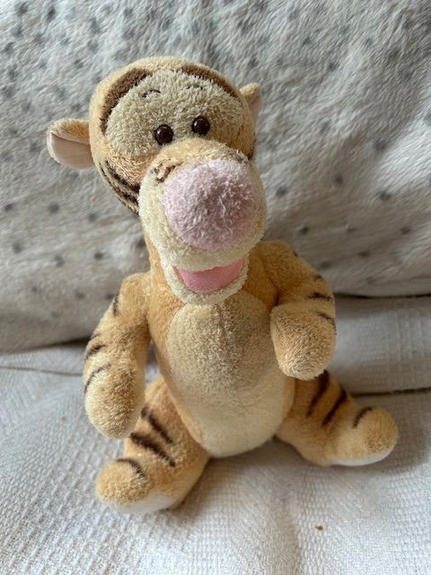 Vintage Disney 26cm Tigger upright from a collection