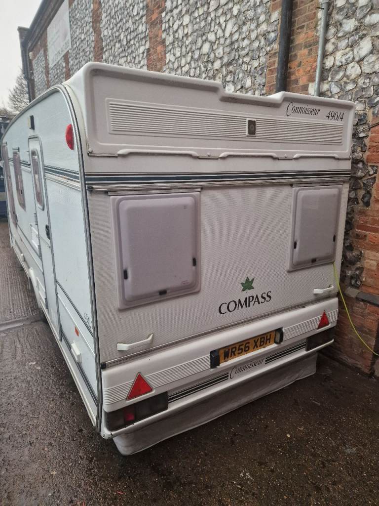 Compass caravan 