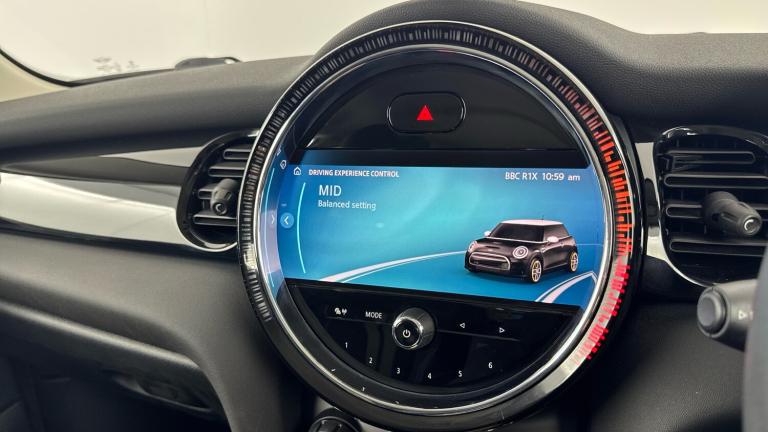 2021 MINI Hatch 135kW Cooper S Level 1 33kWh 3dr Auto HATCHBACK ELECTRIC Automatic