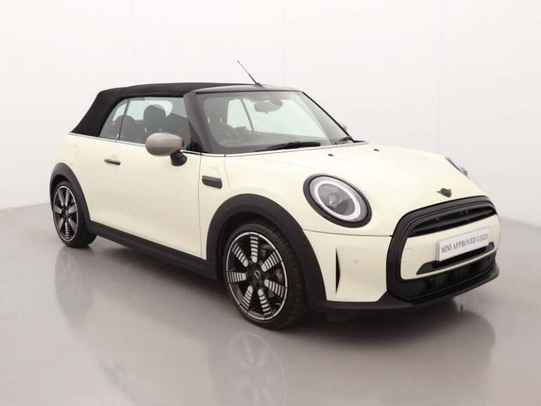 MINI CONVERTIBLE 1.5 Cooper Exclusive 2dr Auto