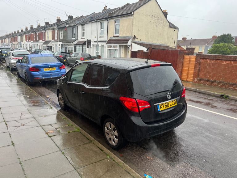 VAUXHALL MERIVA MPV 1.4 PETROL LOW MILAGE BLACK 