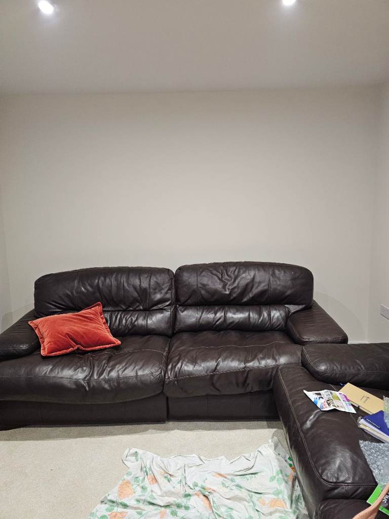 1 room available