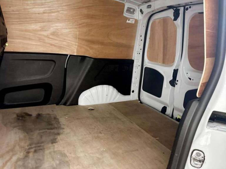 2022 Peugeot Partner M 136 Auto L1H1 SWB 50Kwh Battery Manual Panel Van Diesel Manual