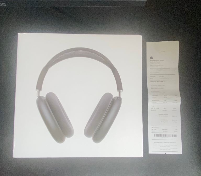     Apple AirPods Max Midnight USB-C – Like New, Used Once
