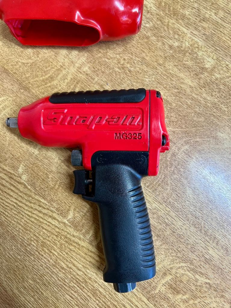 Snap on MG325 1/4in impact gun 