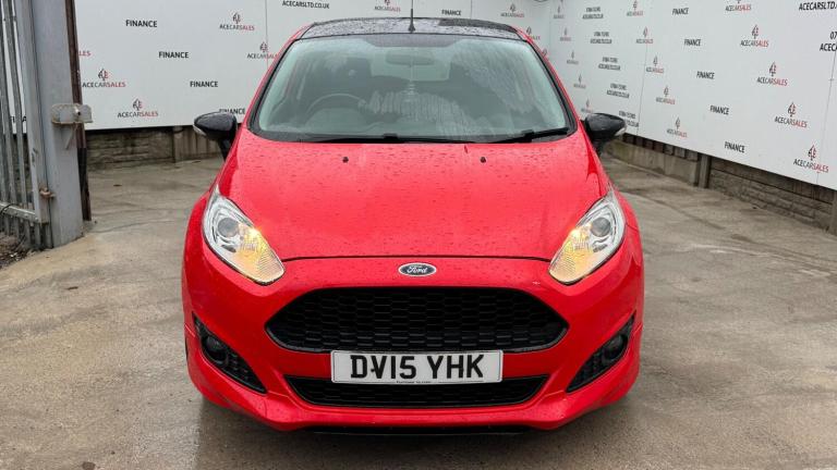 2015 Ford Fiesta 1.0 EcoBoost 140 Zetec S Red 3dr HATCHBACK PETROL Manual