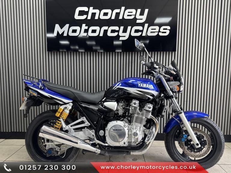 2002 Yamaha XJR1300 Ohlins with 4562 miles, immaculate muscle bike