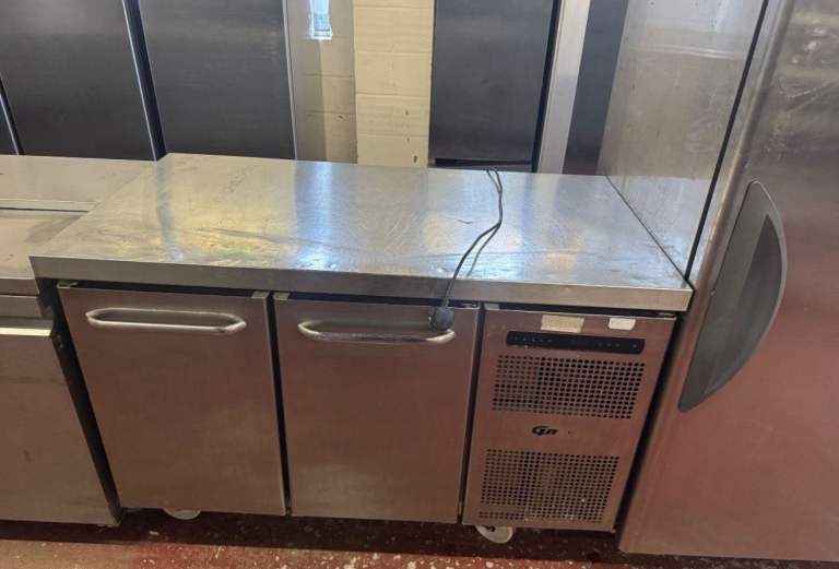 Commercial bench fridge cafe shop restaurant takeaway bakery 