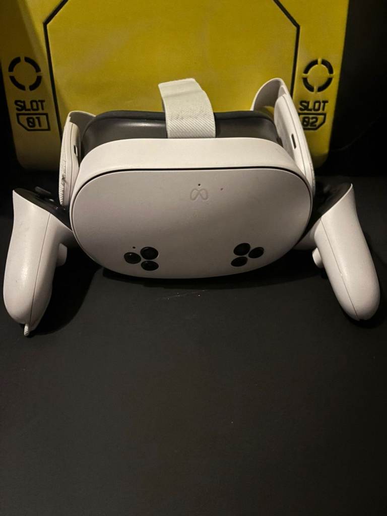 Meta  Quest- 3S - VR Headset - 128GB