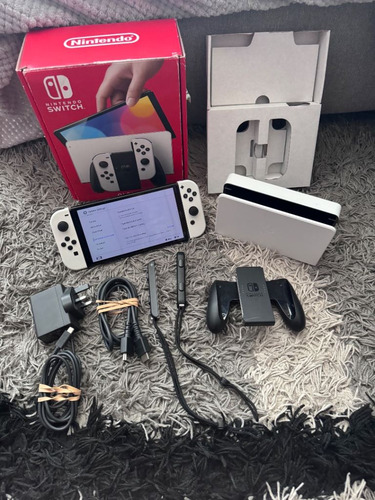 Nintendo switch oled boxed 