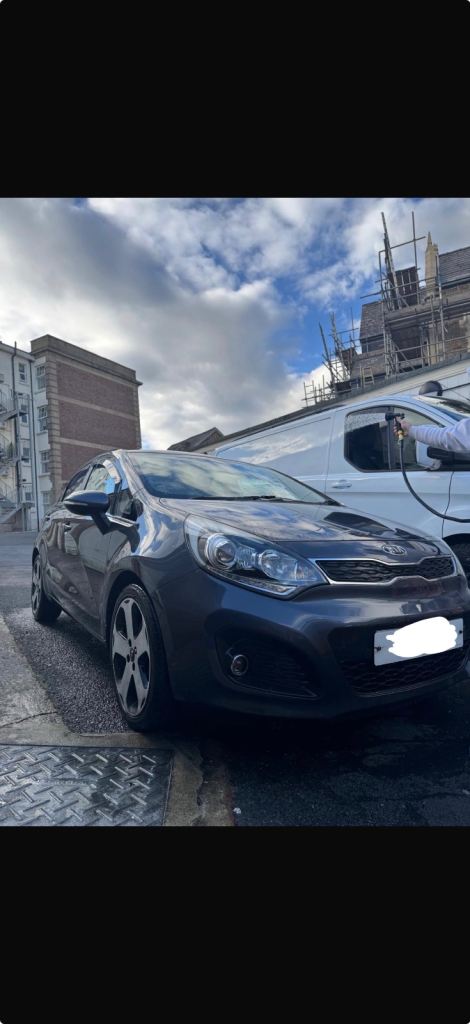 12 plate Kia rio