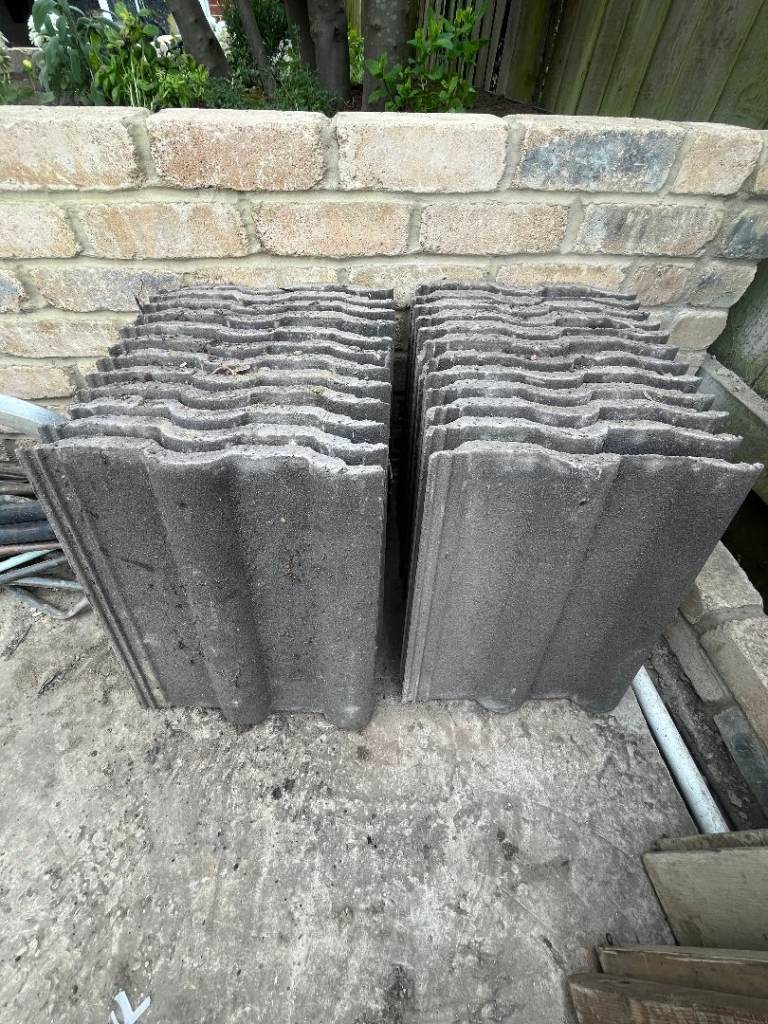 FREE NEW - 24 x Sandtoft Double Roman Concrete Interlocking Roof Tiles