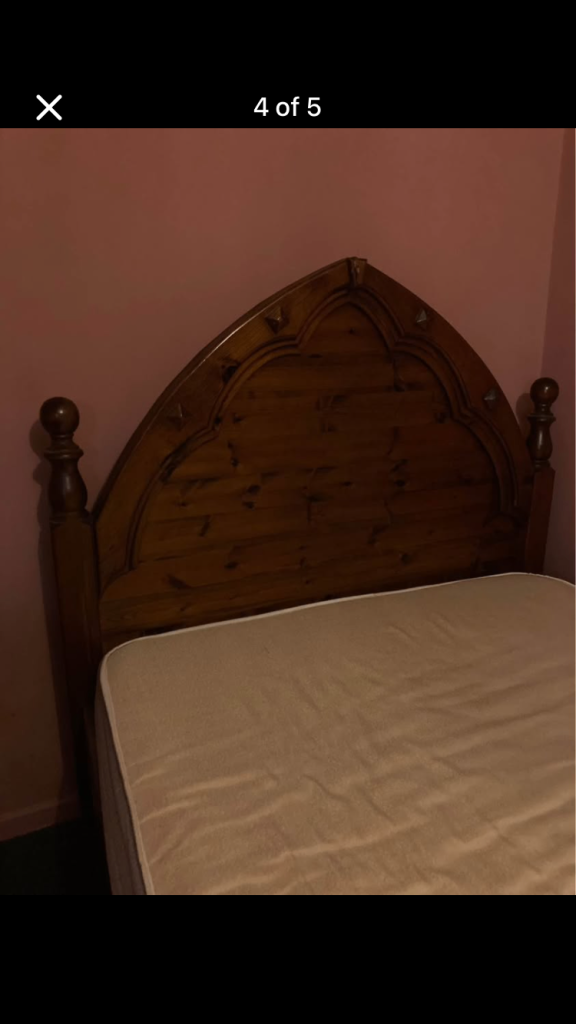 Solid bed 
