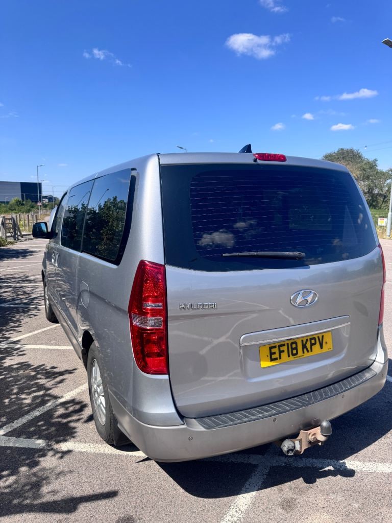 Hyundai, I800, MPV, 2018, Manual, 2497 (cc), 5 doors