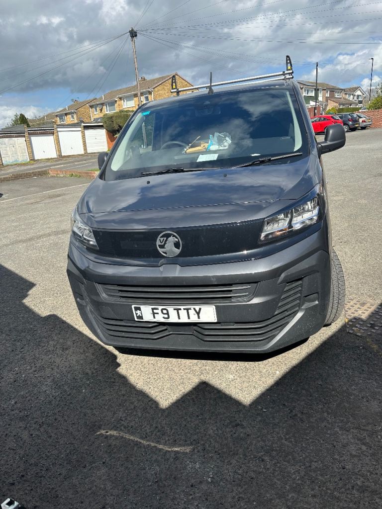 2025 Vauxhall vivaro crewcab Xl 