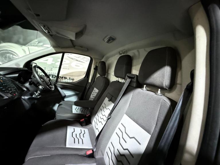 2014 Ford Transit Custom 2.2 TDCi 290 Limited L1 H1 5dr PANEL VAN Diesel Manual