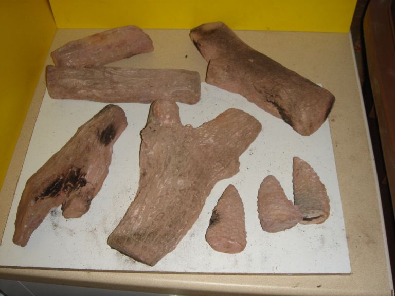 Ceramic Fireplace Logs – Good Condition