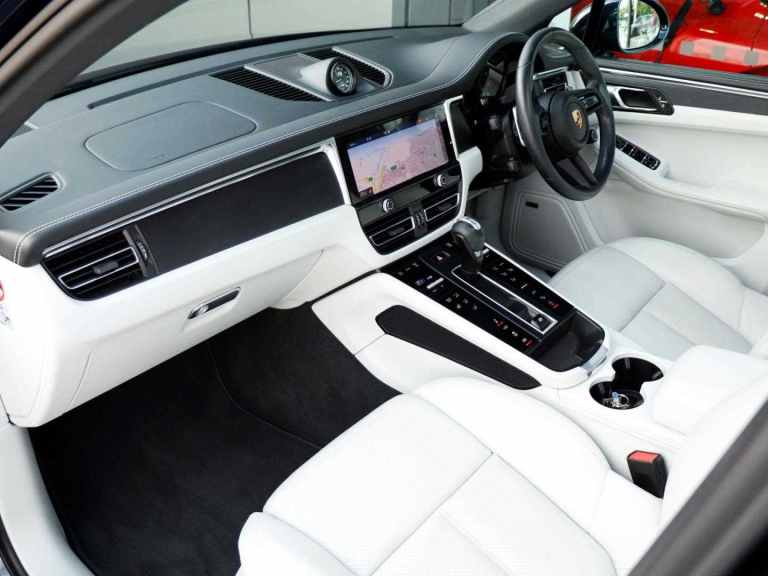 2022 Porsche Macan GTS 5dr PDK ESTATE PETROL Automatic