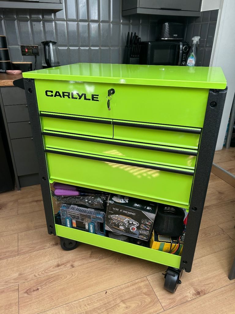 Carlyle tool box trolly new 