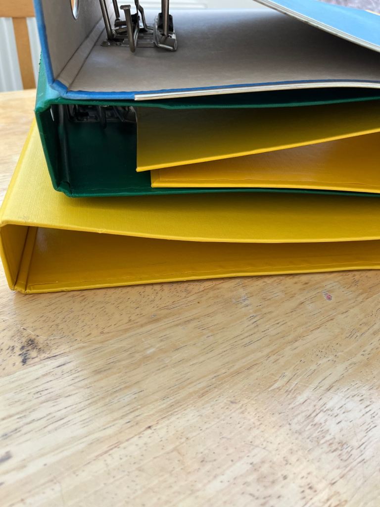 Stationery- 5 office lever arch folders A4, 2 fat, 3 inch hin