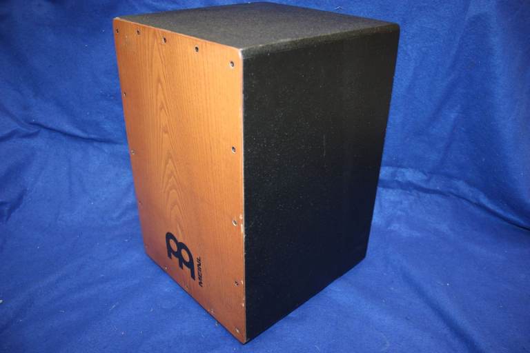 Meinl Model HCAJ1AWA Headliner Series String Wooden Cajon ~ American White Ash ~ £85 ono